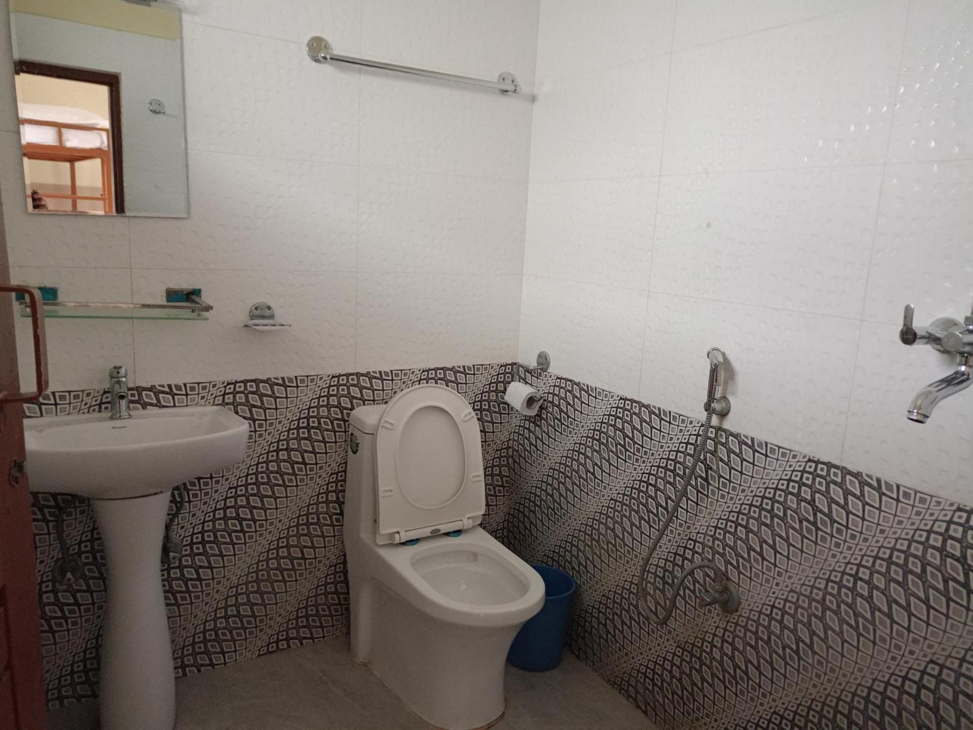 Pokhara Metro Eco Hotel الغرفة الصورة